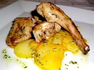 Conejo al ajillo