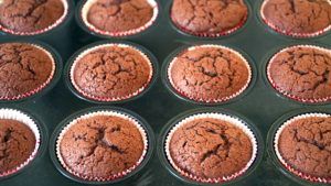 Magdalena de chocolate rellena de nutela