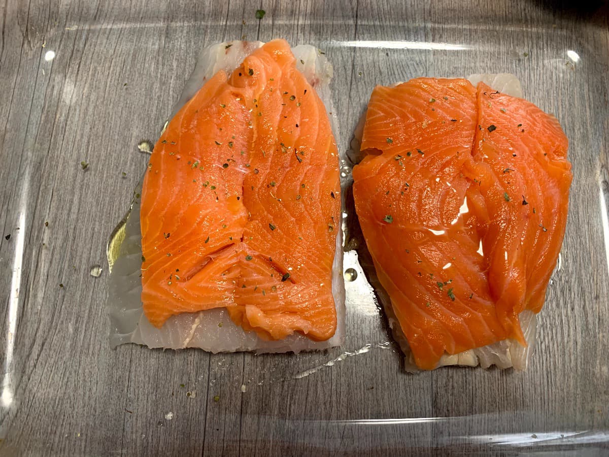 preparación merluza salmon