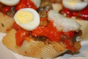 tapa escalivada con bacalao